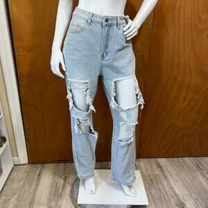 Women’s High Rise Distressed Ripped Jeans Light Wash Straight Leg Denim Size L